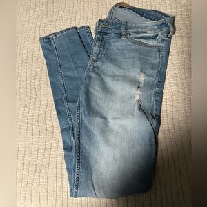 Size 7 Super Skinny Hollister Brand Jeans